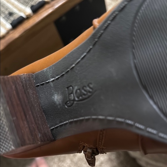 Bass Felicia Brown Ankle Boots size 10 - Picture 2 of 2